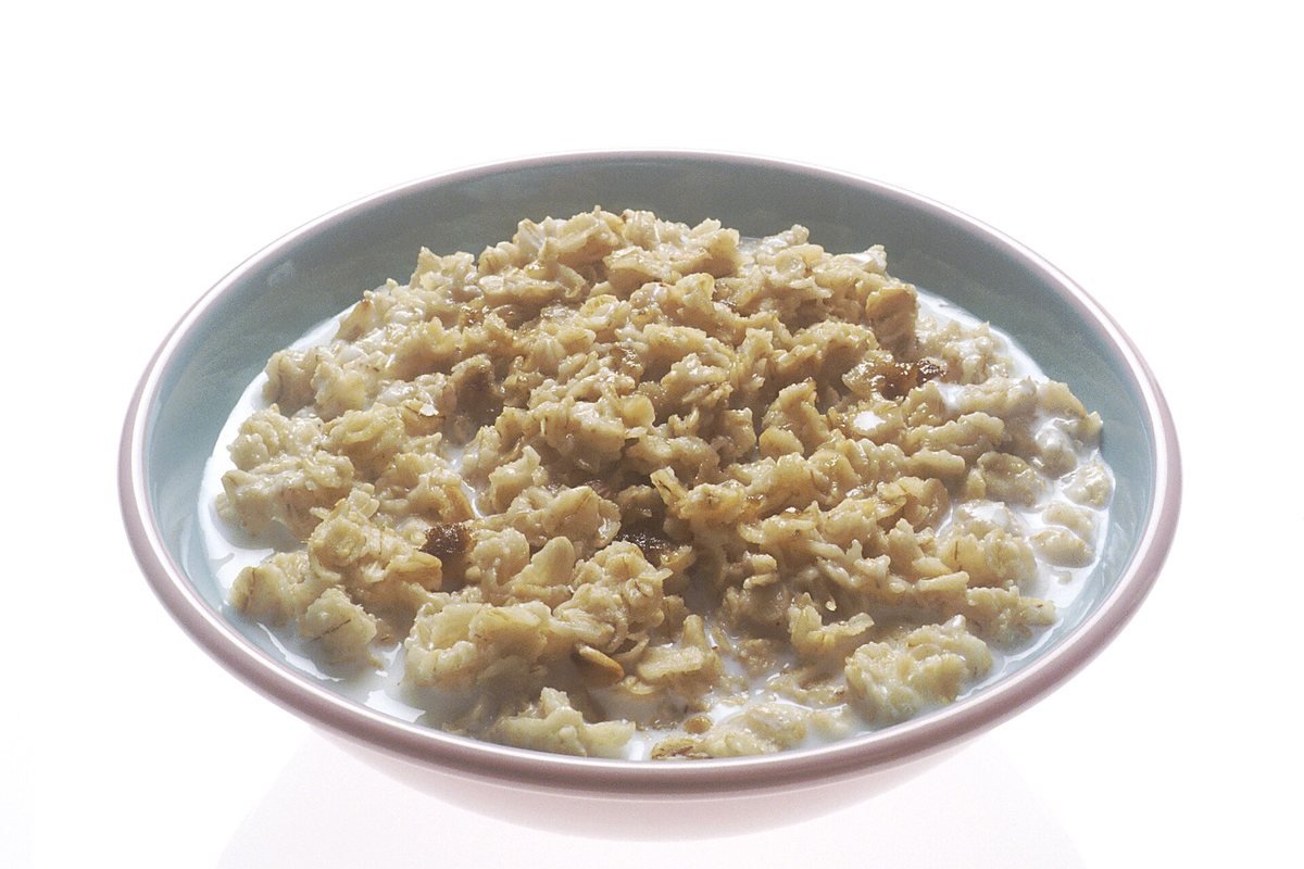 A bowl of oatmeal, a typical quick carbohydrate-based breakfast