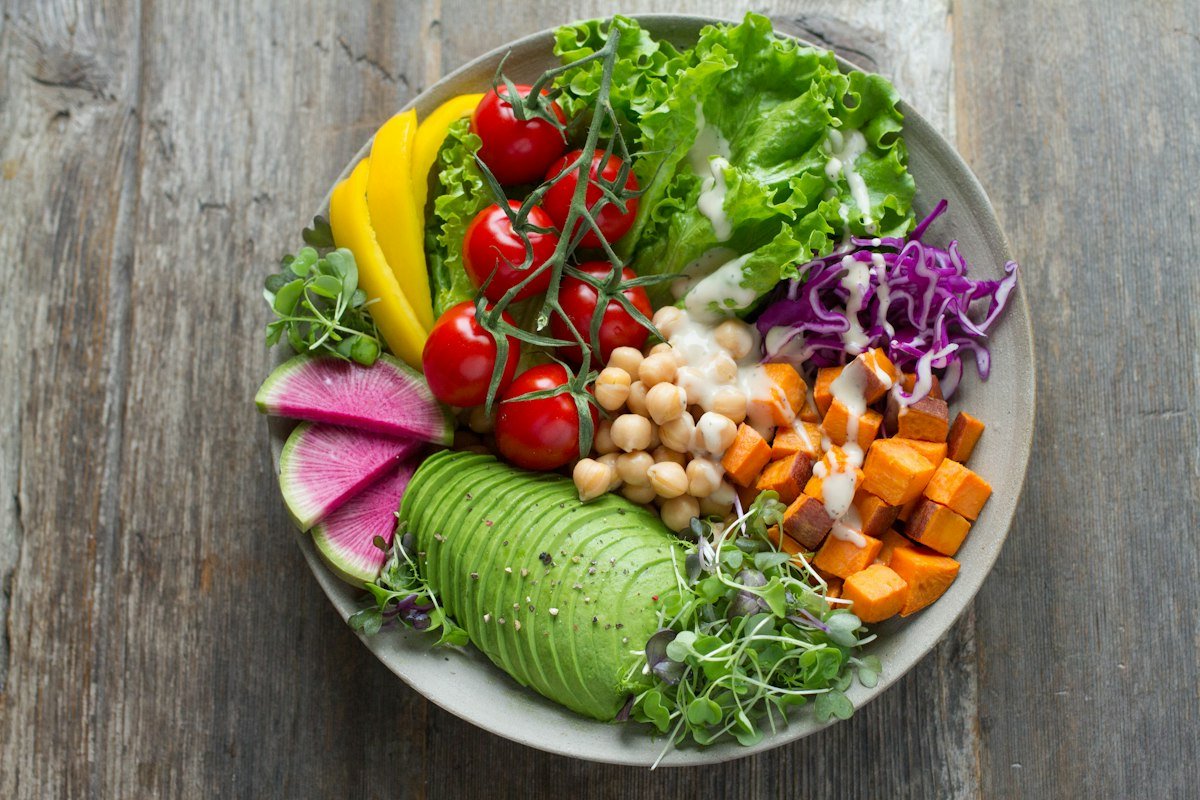 A balanced plate with vegetables, protein and a modest portion of carbohydrates